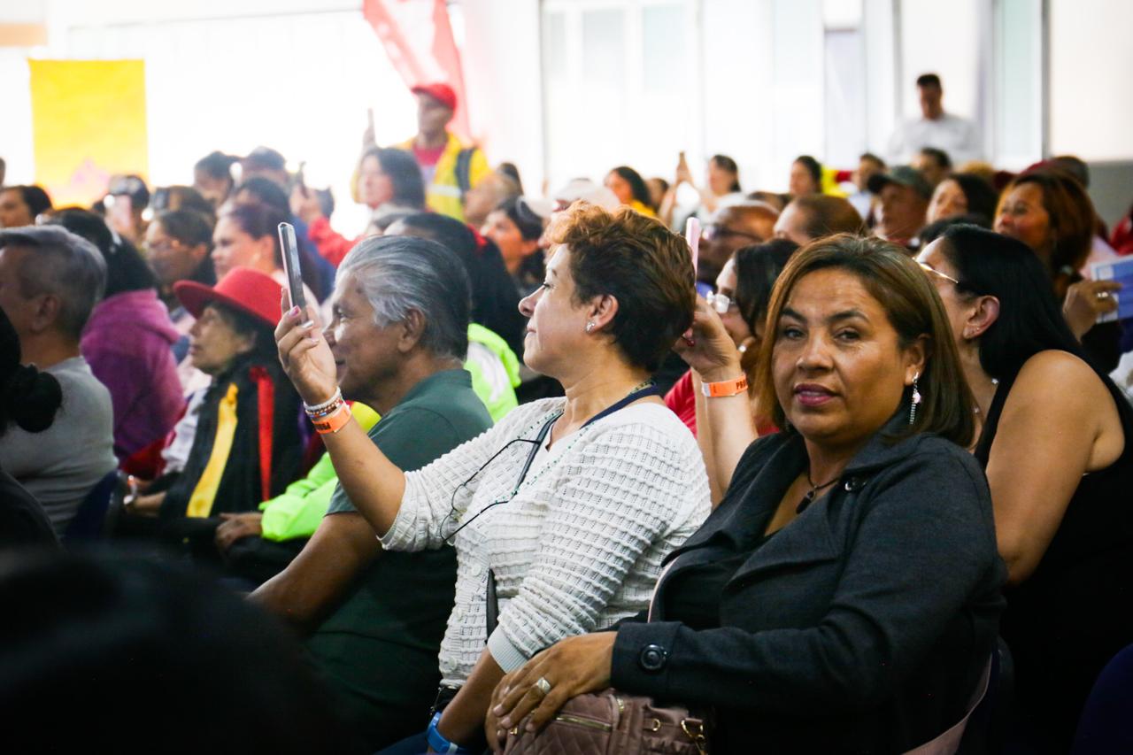 celebración del día del vendedor informal en Bogotá