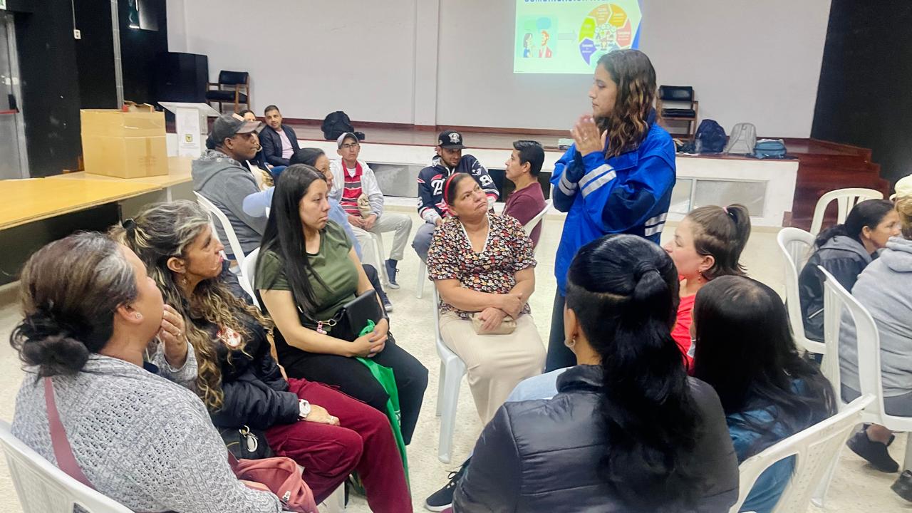 Fortalecimiento de habilidades socioemocionales para vendedores informales