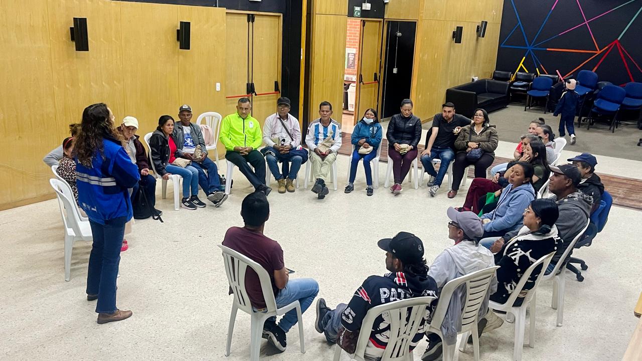 Fortalecimiento de habilidades socioemocionales para vendedores informales