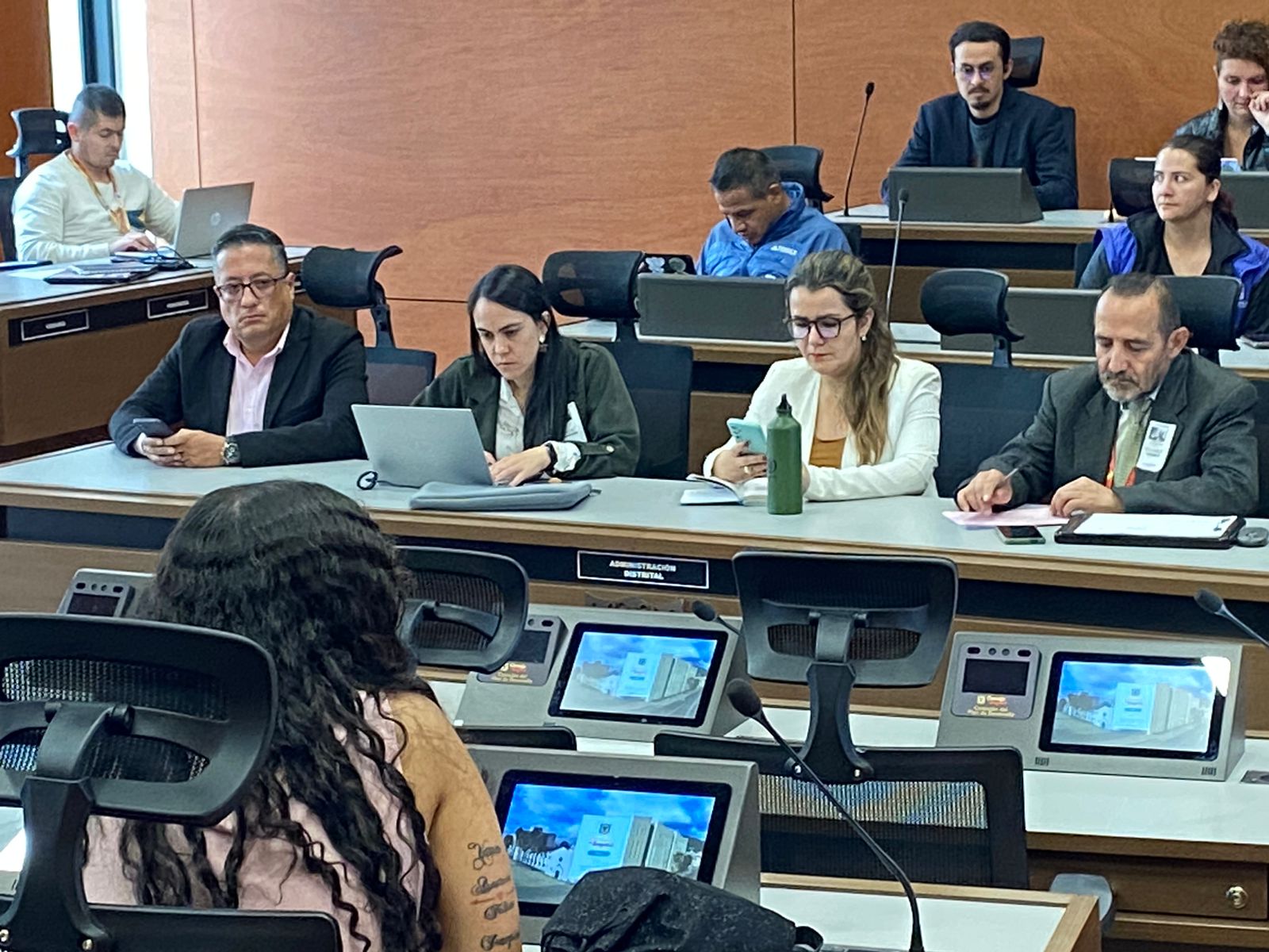 El IPES Continúa su Compromiso con los Vendedores Informales del Sector Ricaurte